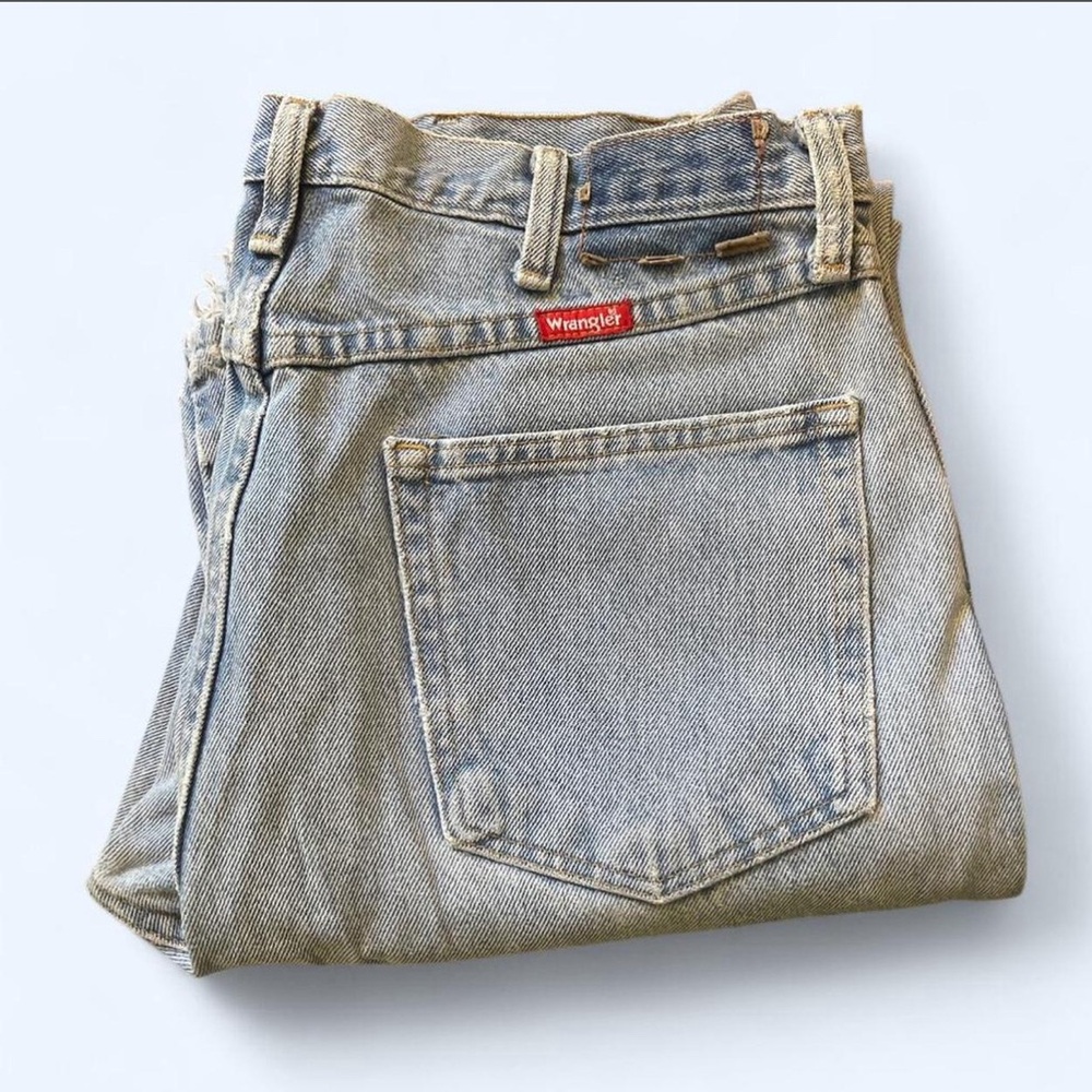 Wrangler Men’s Washed Light Blue Straight Jeans